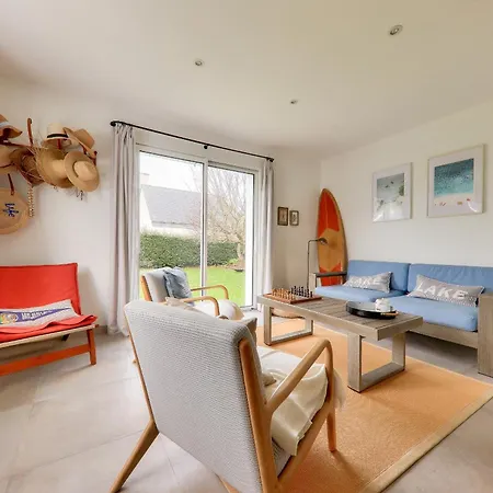 Maison Pour 10 - 650 M Du Golfe - Pen Castel
